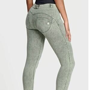 Freddy Acid-wash WR.UP® shaping green trousers in eco-friendly fabric Size XS
